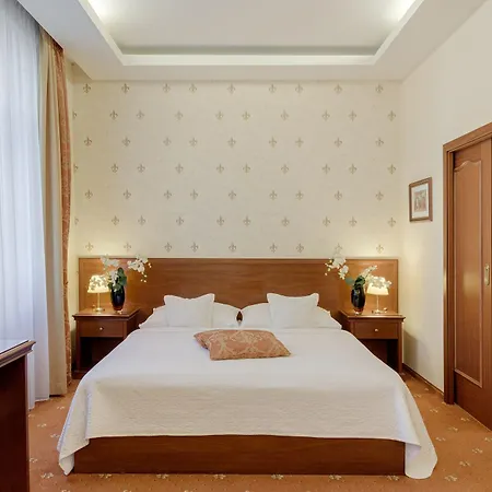 Louren 4* Prague