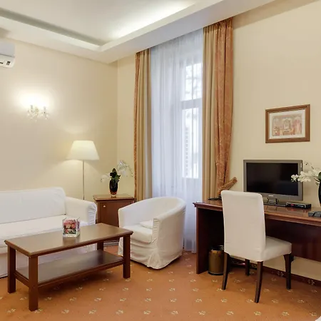 Hotel Louren