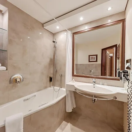 Louren Hotel Prague