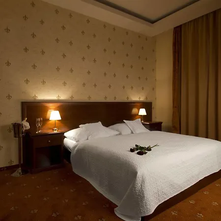 Louren Prague