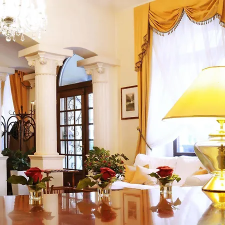 Louren Hotel Prague