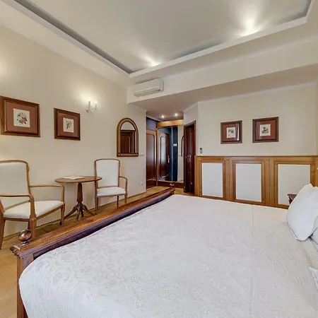 Hotel Louren 4*