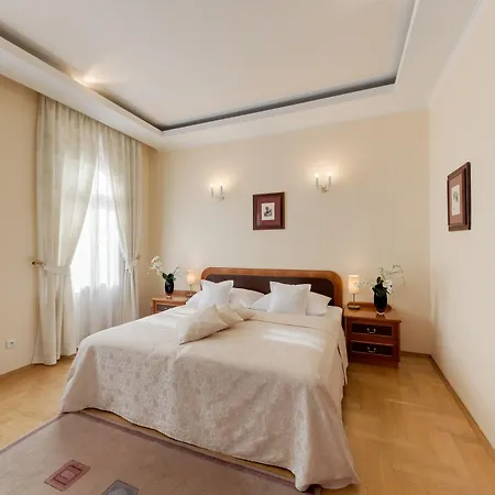 Hotel Louren