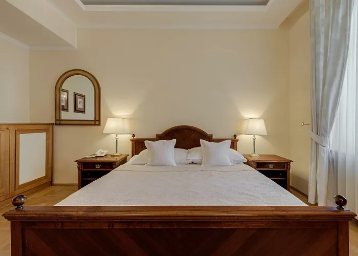 Louren Hotell 4*
